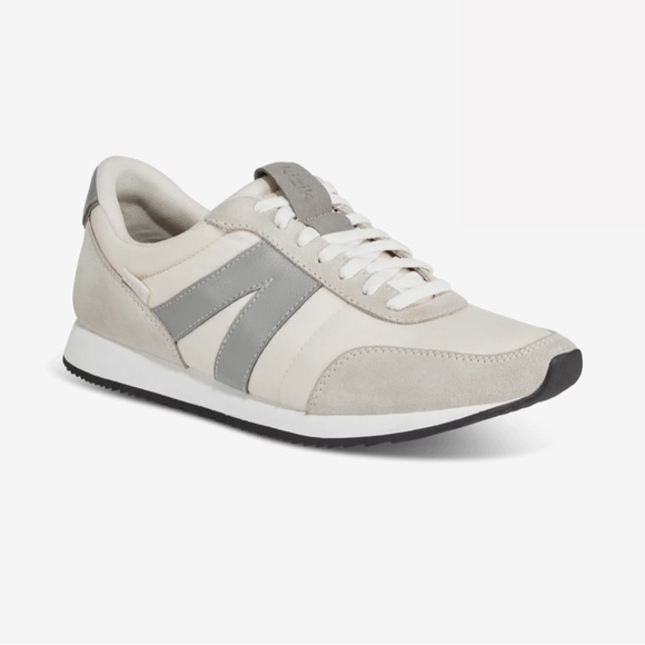 Brand New Kizik Milan Hands-Free Slip-On Sneaker Mist Gray and Ivory Women’s 7 - Picture 1 of 9